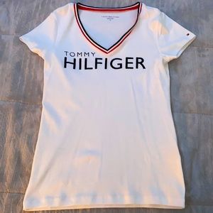 Tommy Hilfiger V-neck